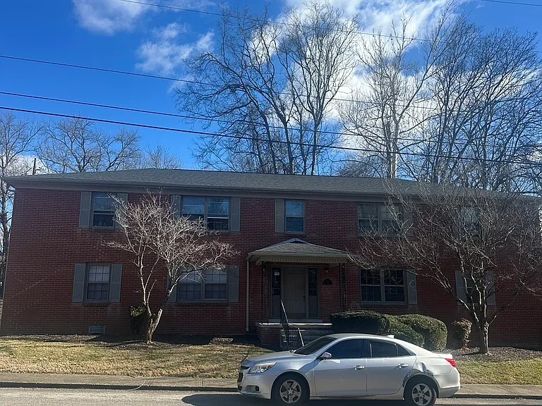 Thornton Court Apartments — Photo 12