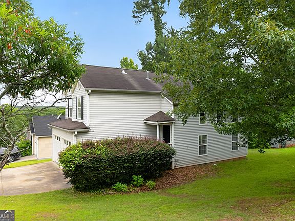 4th image of 1024 Abercorn Way