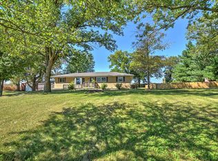 3745 Bowman Rd, Decatur, IL 62521