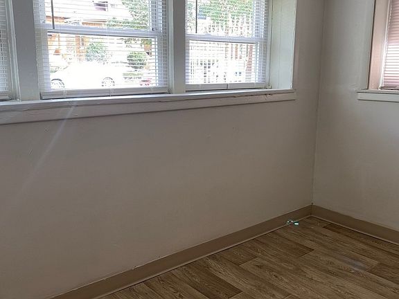 3rd image of 5023 W Altgeld St #G