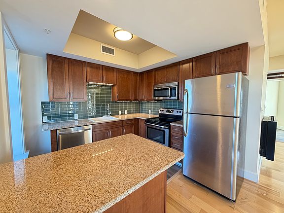 5th image of 111 Genesee St APT 200