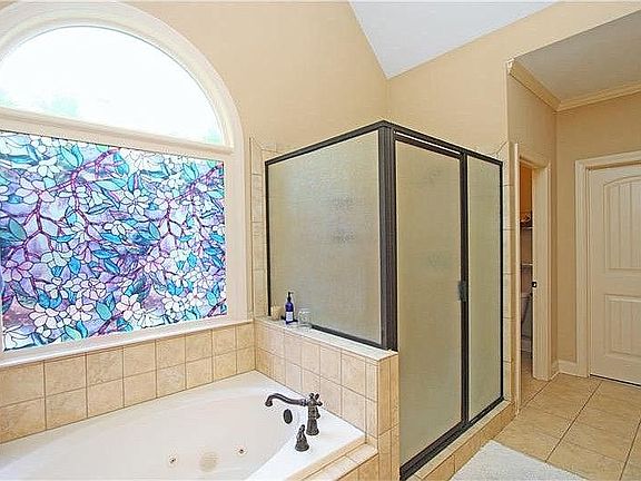 Owners bath main floor