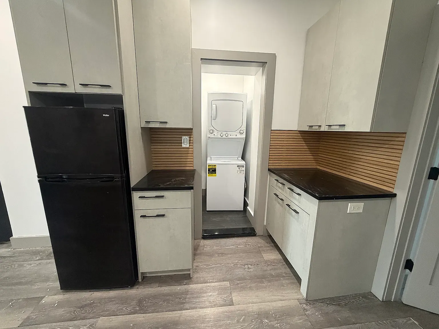 2 bed, 850 sqft, $2,495 — Photo 4