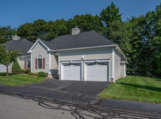 30 Holly Ln #30, Dracut, MA 01826