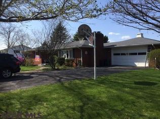 951 Kathryn St, Boalsburg, PA 16827