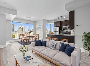 21 Upper Duke Cres #505, Markham, ON L6G 0B7