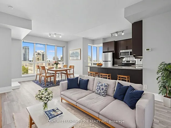 21 Upper Duke Cres #505, Markham, ON L6G 0B7