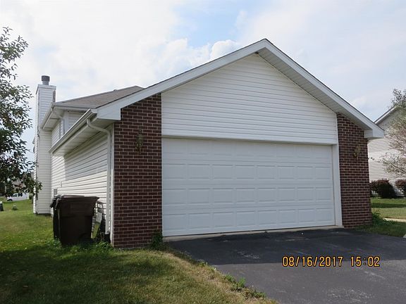 2nd image of 22922 Millard Ave
