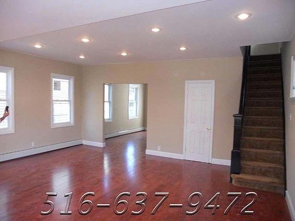 3rd image of 18909 Keeseville Ave