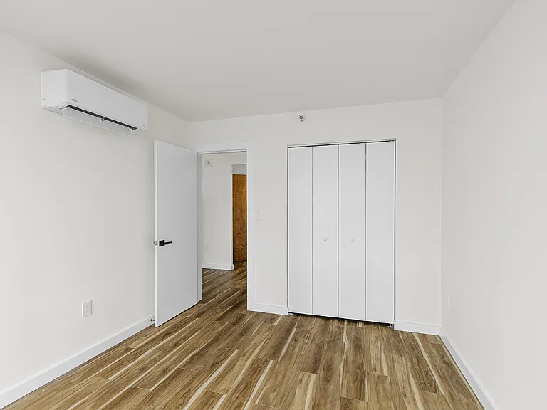190 S Kentucky Ave #401 — Photo 13