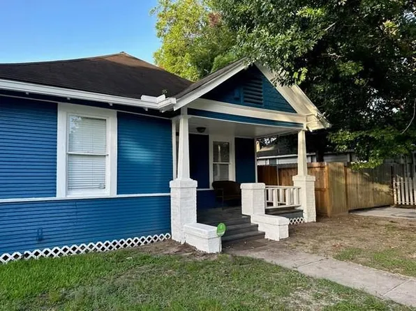 1107 Robbie St, Houston, TX 77009