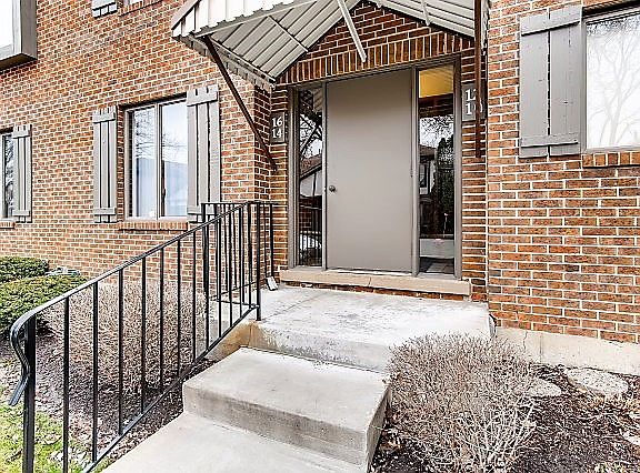 2nd image of 14 Parliament Dr E #270