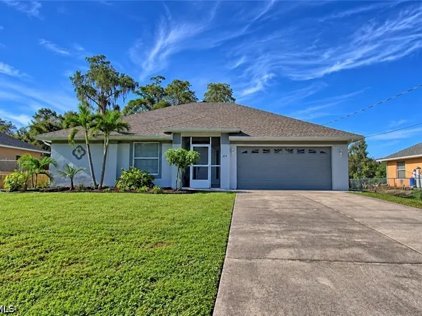 424 La Perouse St, Lehigh Acres, FL 33936