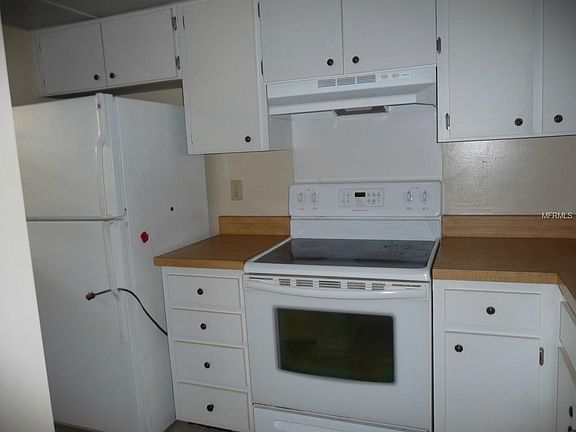5th image of 402 Cerromar Cir N #2-205