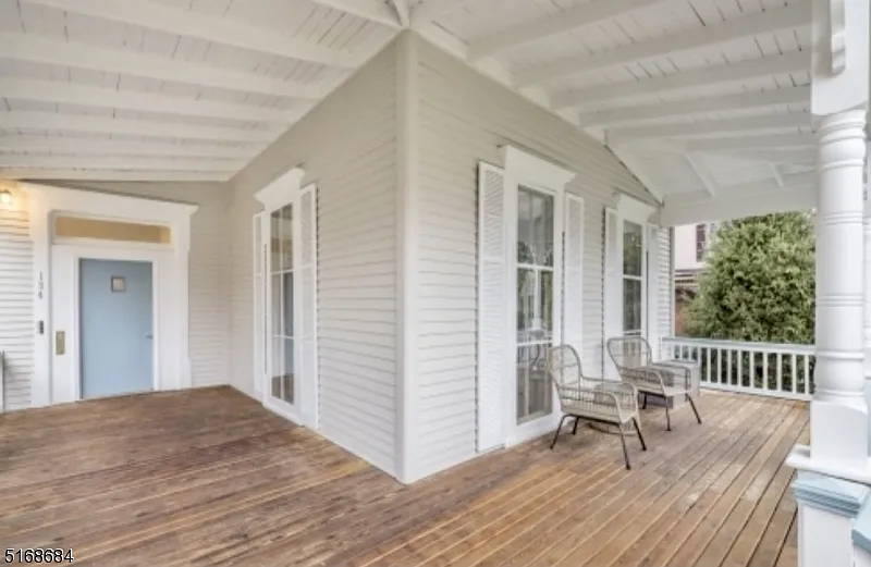 2 bed, $2,250 — Photo 2