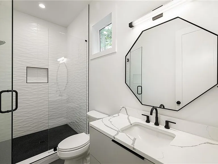 2742 Winding Ln NE — Photo 24