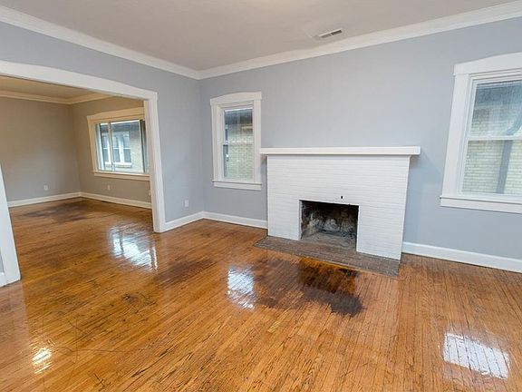 4th image of 3613 Washington Blvd