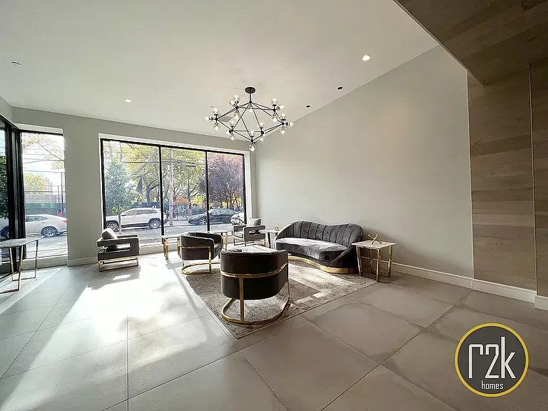 28-16 21st St #403A — Photo 23