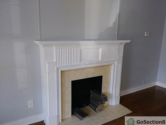 3rd image of 2401 E Madison St