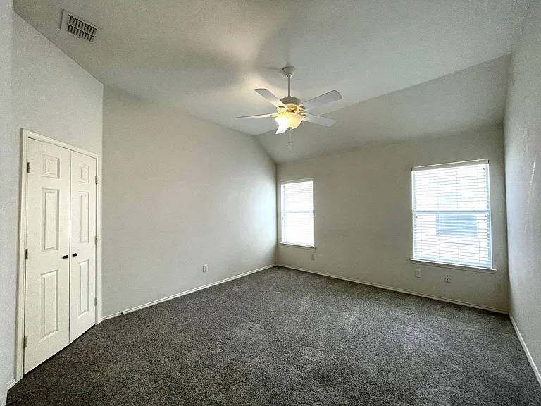 6000 White Pine Dr — Photo 19