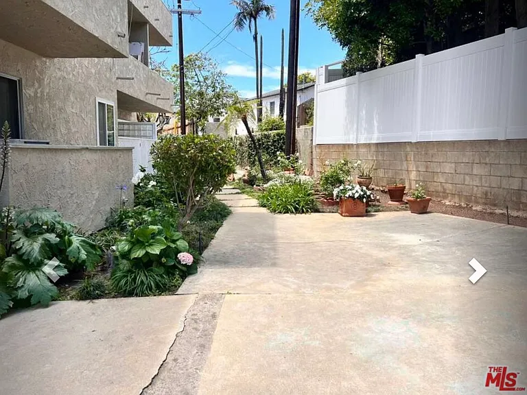 16169 W Sunset Blvd #201 — Photo 18