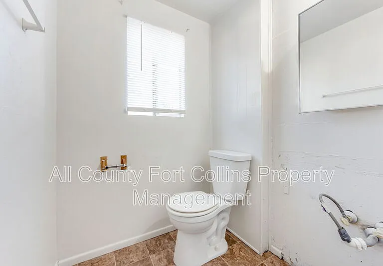 1403 E 7th St #A — Photo 8