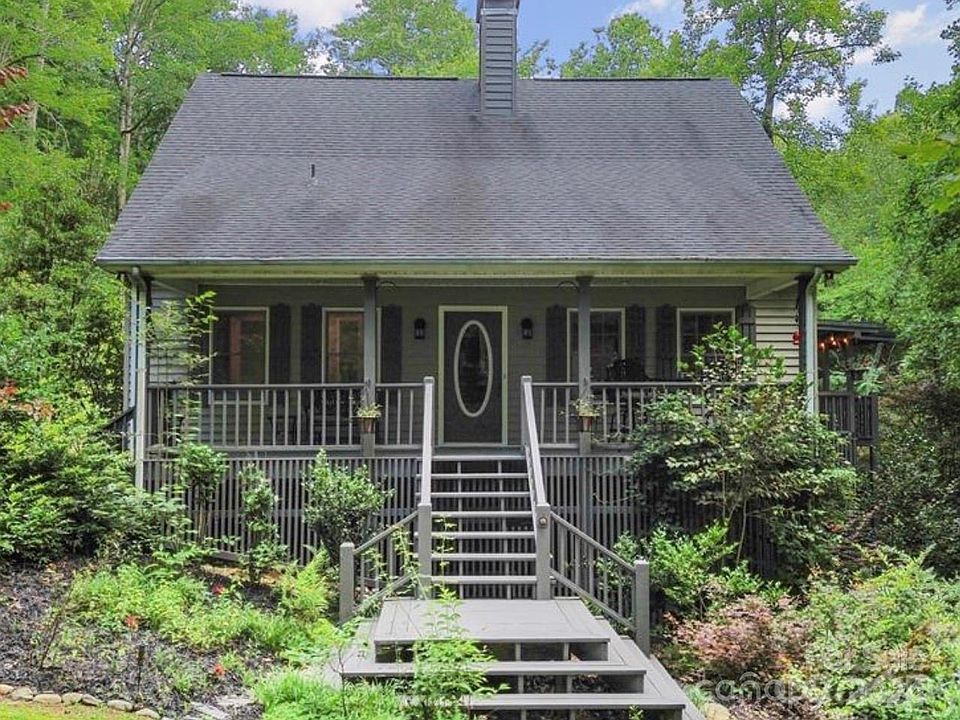 1st image of 1426 Yadkin Ln