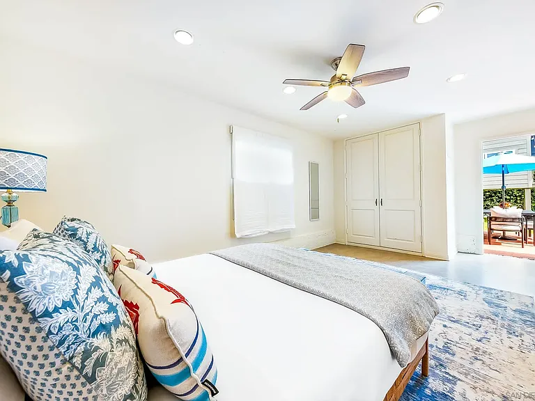 723 Arenas St — Photo 31