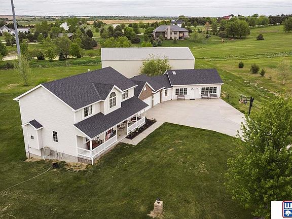 3rd image of 3600 W Burgess Ln