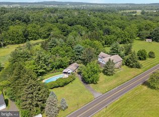 740 Minsi Trl, Perkasie, PA 18944