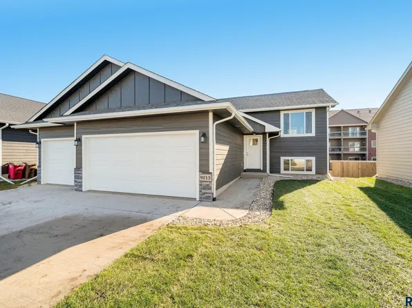 9013 W 24th St, Sioux Falls, SD 57106