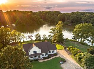 749 Blue Barn Rd, Wake, VA 23176