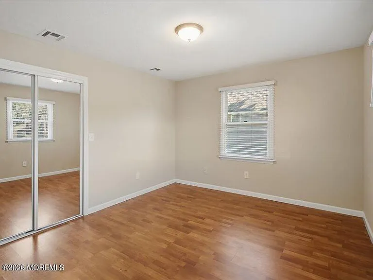 22 Carpenter St — Photo 15