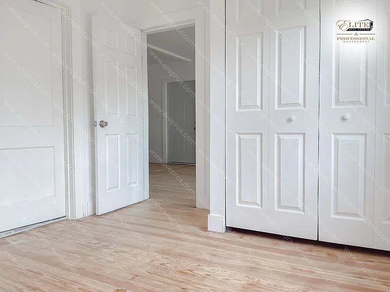 2515 Bagley St — Photo 11