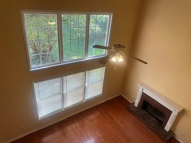 4 bed, 2.5 bath, 2139 sqft, $2,900 — Photo 4