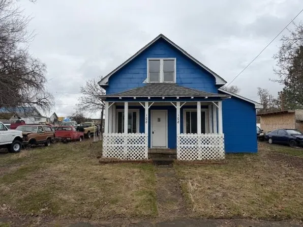 108 N 2nd St, Harrington, WA 99134