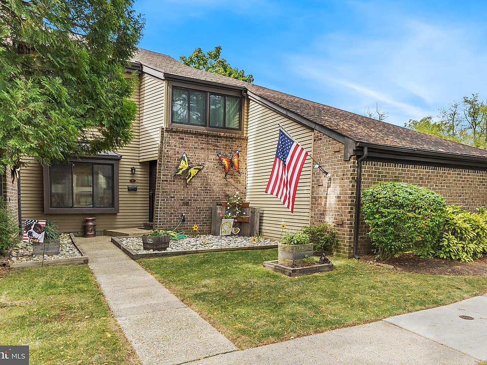 1st image of 9 Dorset Pl