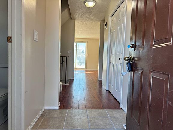 3rd image of 134 Winkler Dr