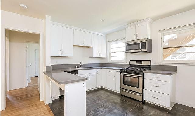 1st image of 1031 Ocean Park Blvd APT 3