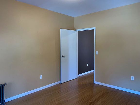 5th image of 350 E 109th St APT 3N