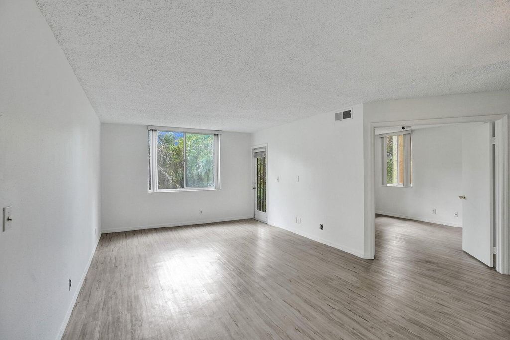 4015 W McNab Road #D204, photo 6