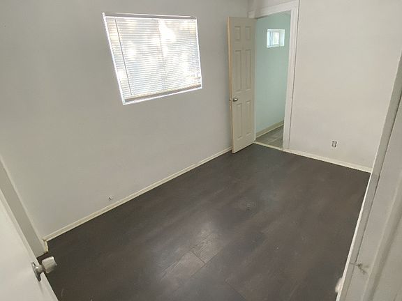 4th image of 626 Corliss