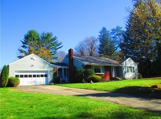 129 Johnson Ln, Connellsville, PA 15425