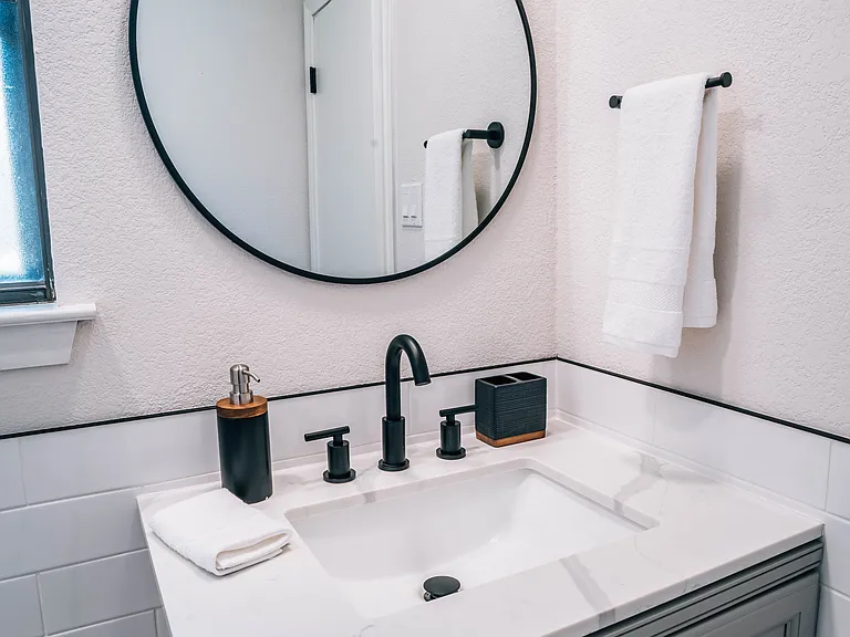 6309 Riviera Dr — Photo 17