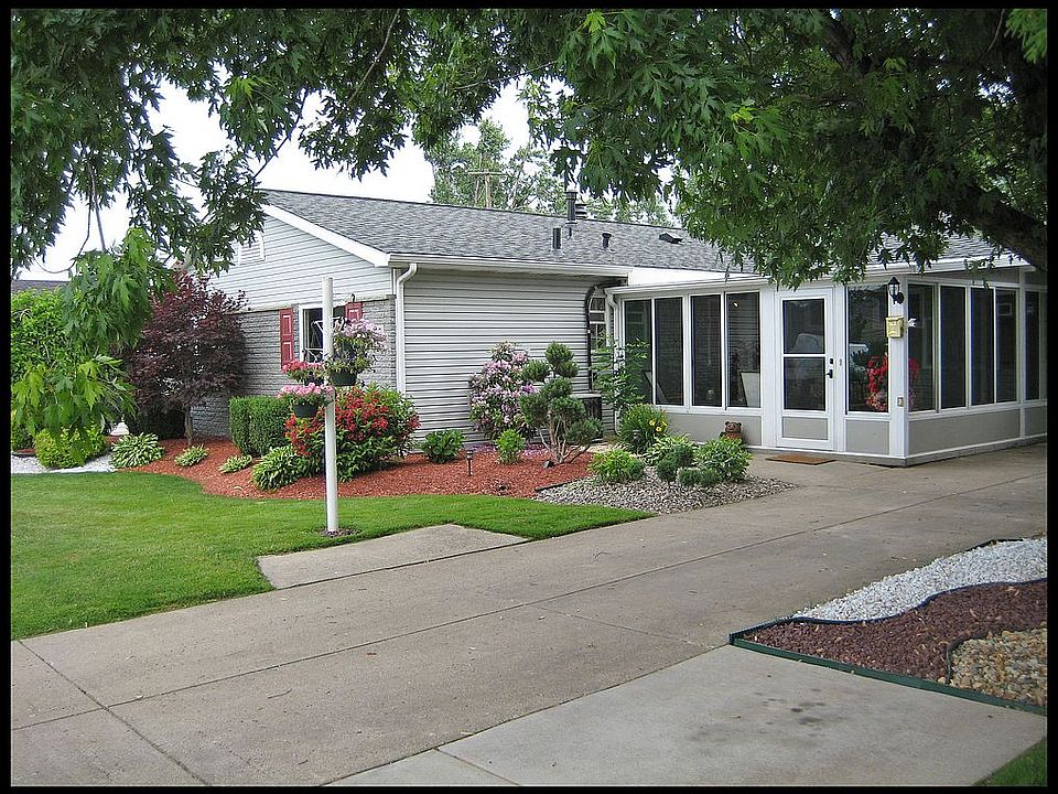 1st image of 152 Cheryl Ln