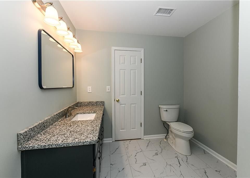 1st image of 1666 Grey Fox Ct