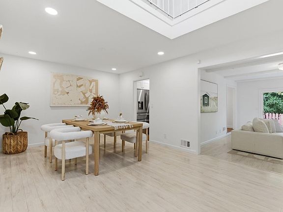 5th image of 20661 Oak Creek Ln