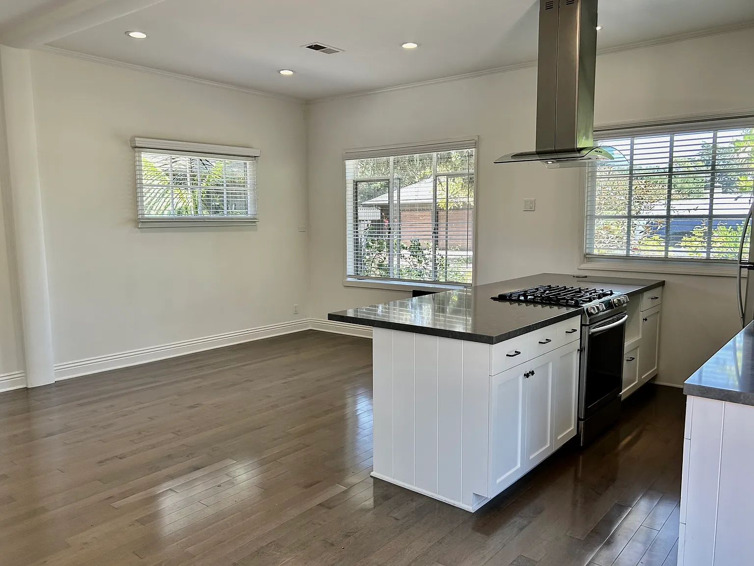 Greenworth Pl, Santa Barbara — Photo 3