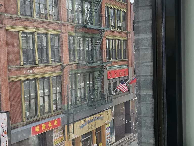 107 Mott St #4F — Photo 11
