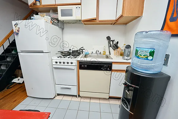 Rented by Genik Group Corp | media 1